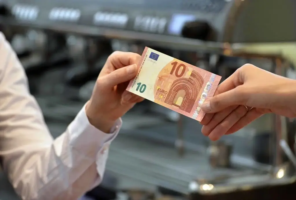 salary hike for public servants