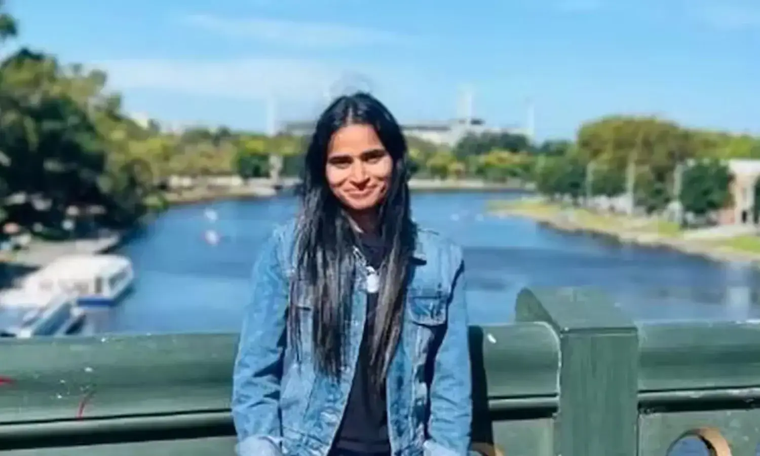 indian-origin-woman-dies-on-plane-before-take-off