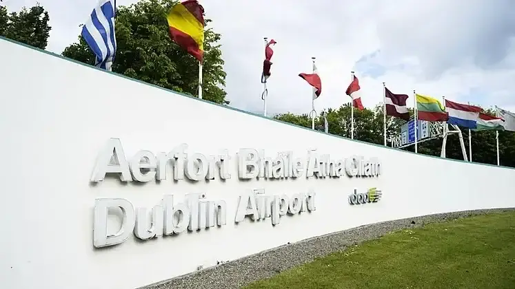 revenue officers seize over e160000 worth of cocaine at dublin airport from the us